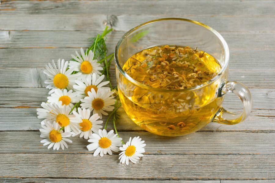 10 Reasons to use Chamomile Tea in Your Daily Routine